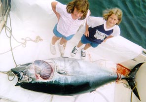 giant tuna catch and kids